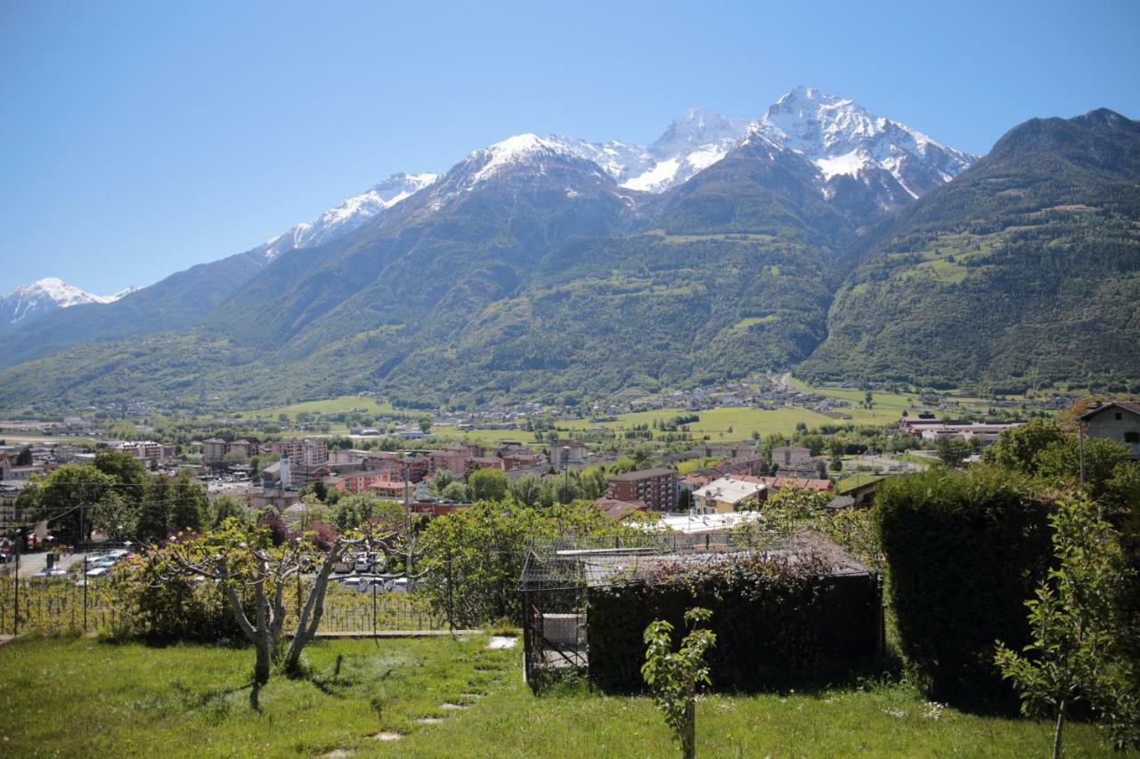Beauregard apartement Aosta Bagian luar foto